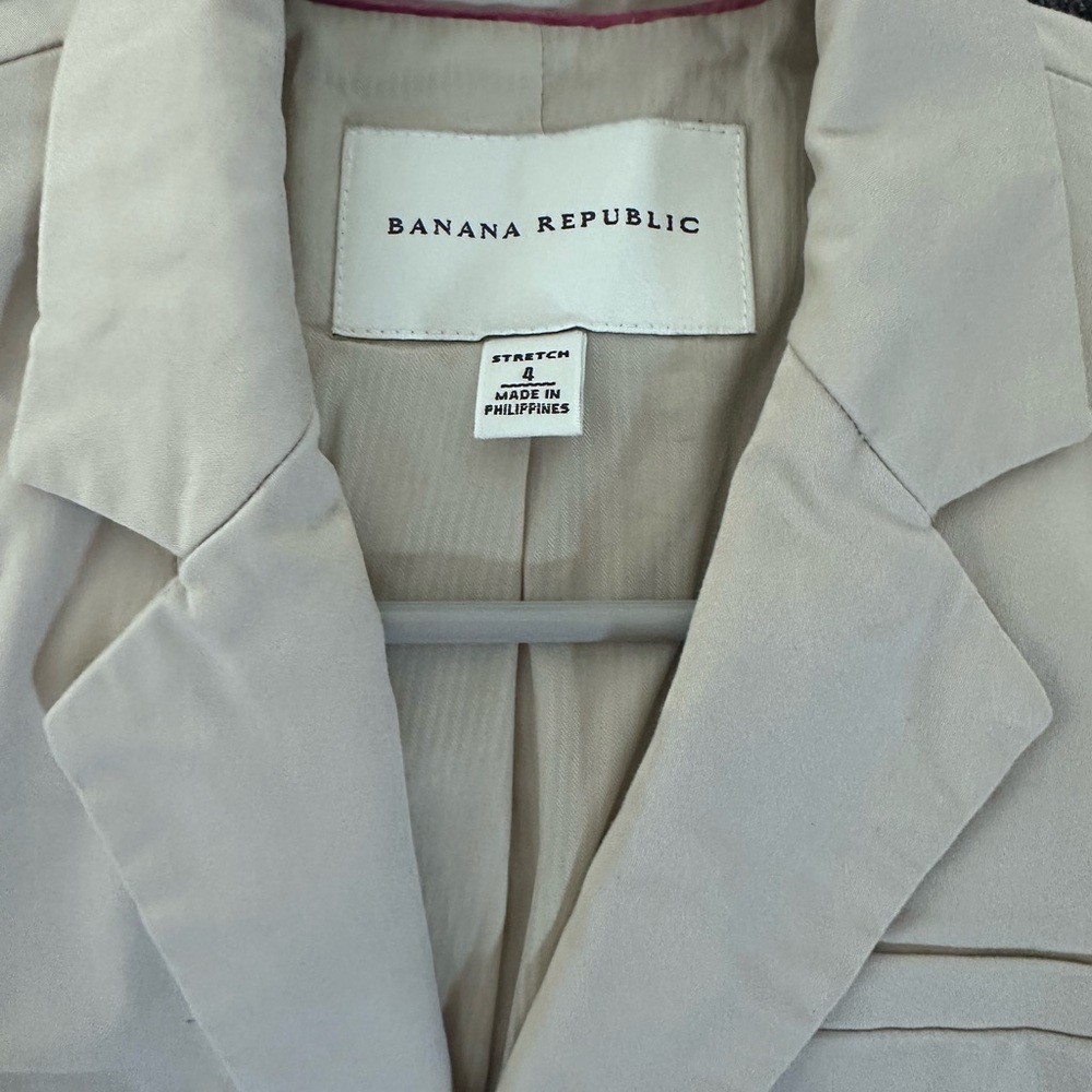 Banana Republic Women's Cream Jacket